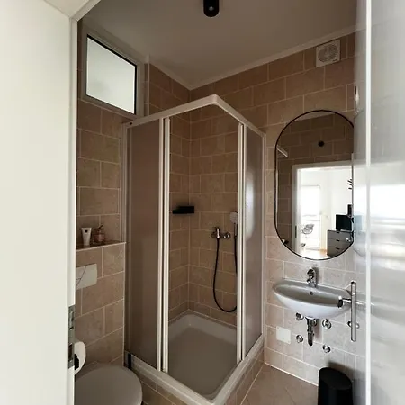 Kavajin Rooms Duce Exterior photo