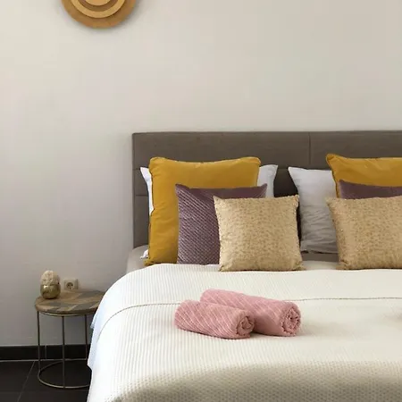 Kavajin Rooms Duce Exterior photo