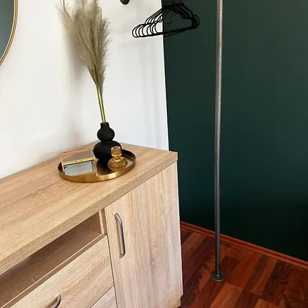 Kavajin Rooms Duce Exterior photo
