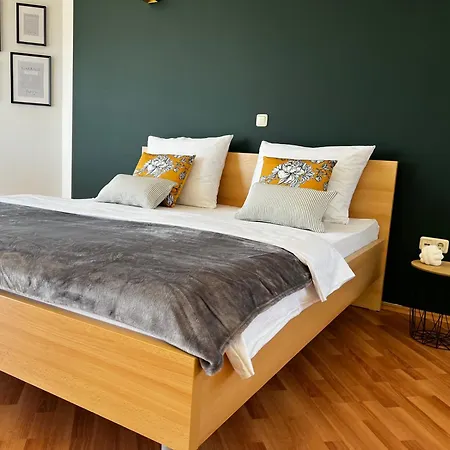 Kavajin Rooms Duce Exterior photo