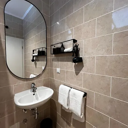 Kavajin Rooms Duce Exterior photo