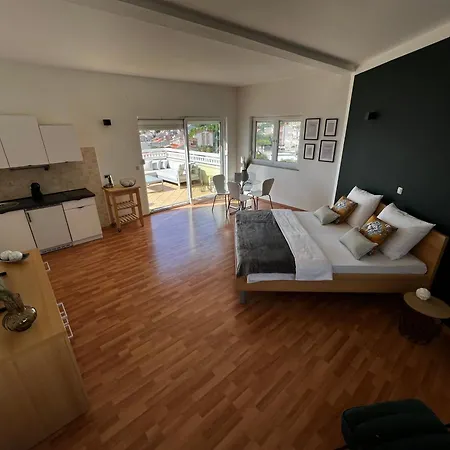 Kavajin Rooms Duce Room photo