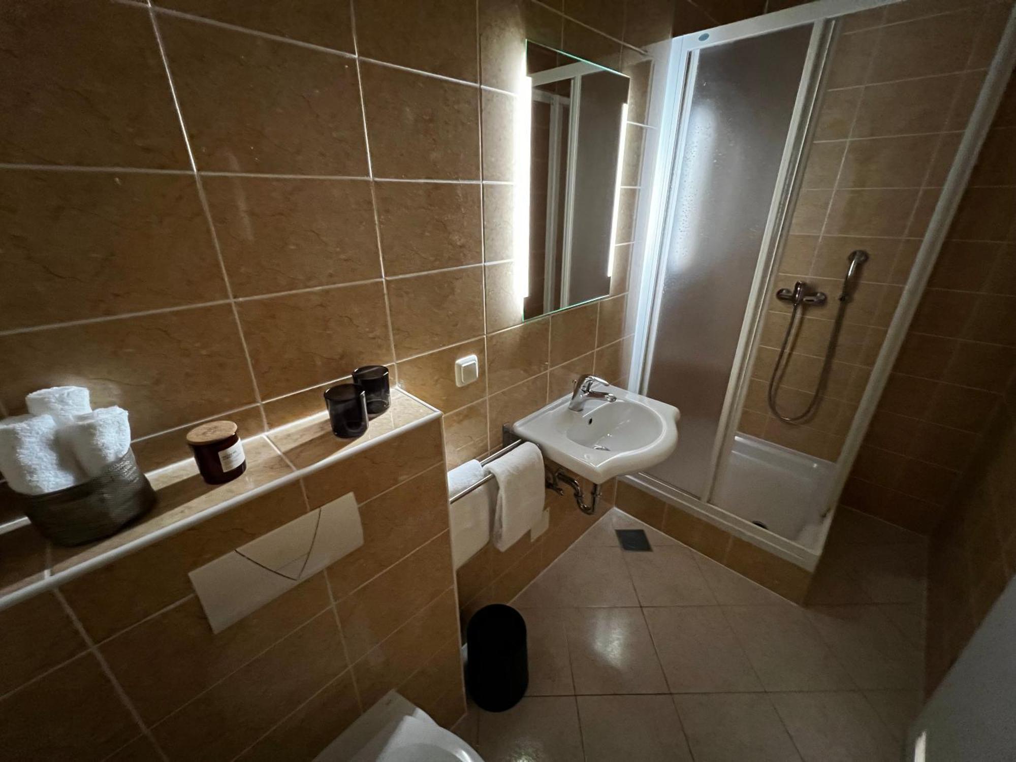 Kavajin Apartment