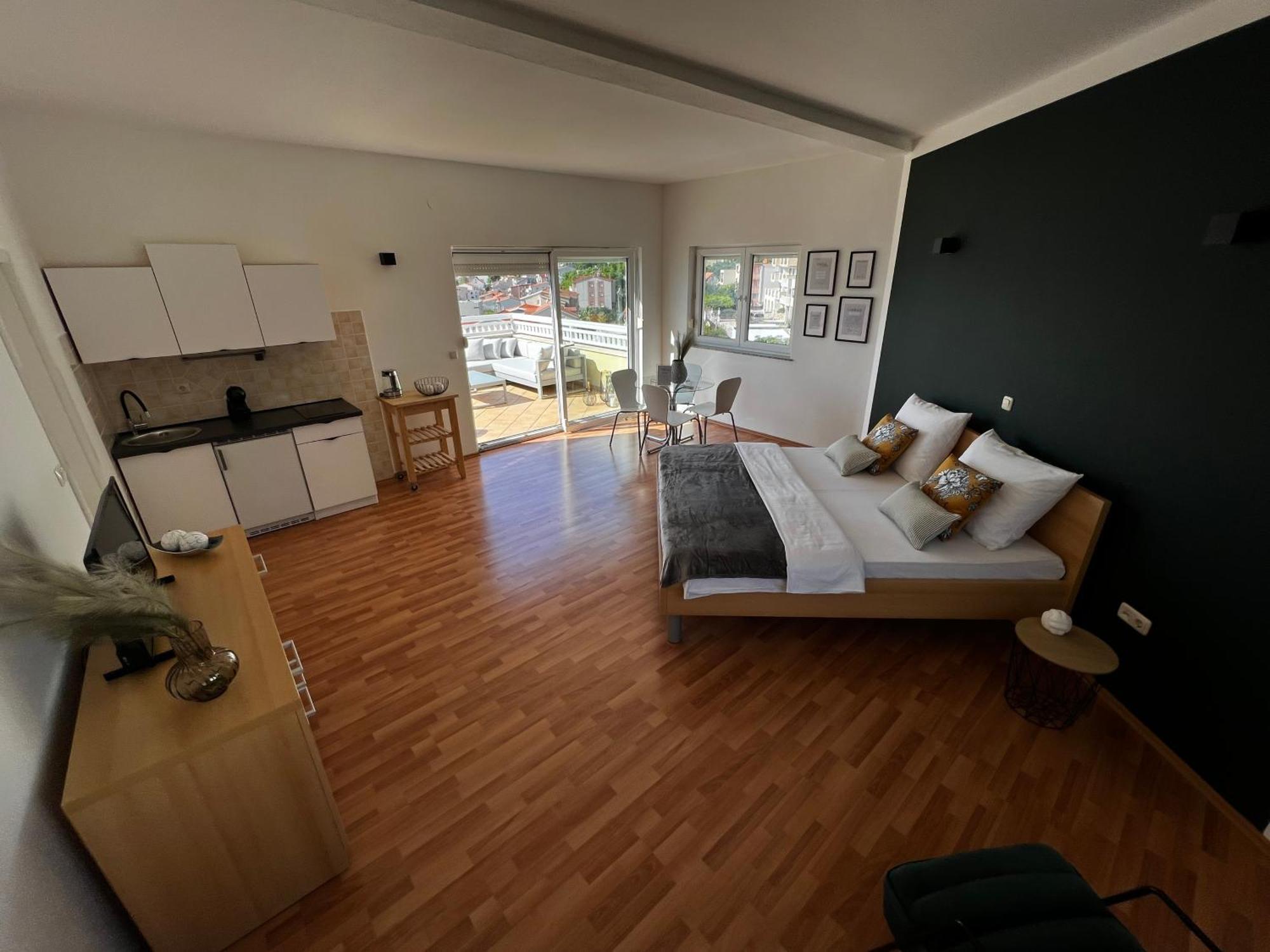 Kavajin Apartment